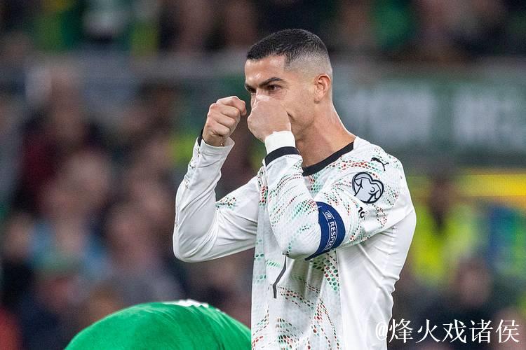 C罗不会缺席世界杯首战！FIFA官方：C罗禁赛3场 但2场是缓期执行